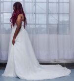 Off-white Trumpet Bridal Gown
