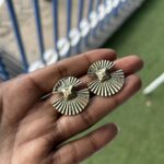 Edgy Studs